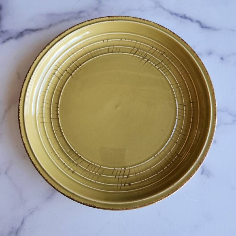 Gibson ceramic avocado green rustic round 11 inch dinner single plate